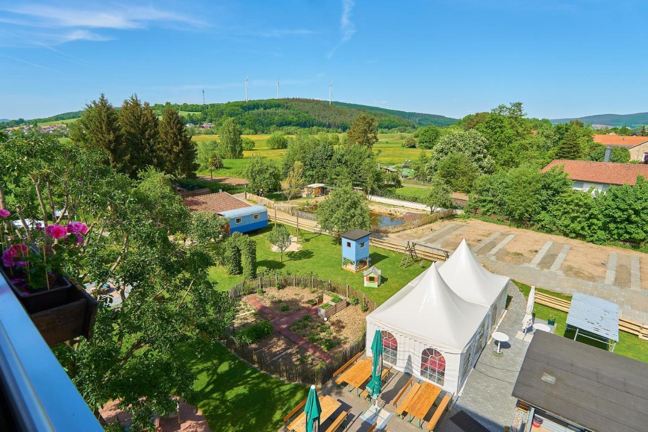 Landgasthof 'Zur Quelle' Wachtersbach Bagian luar foto